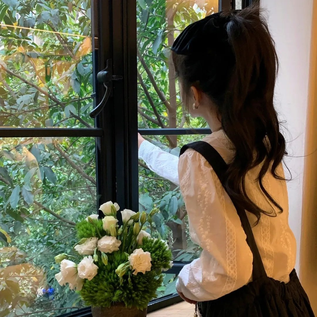 新闻女人